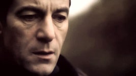 오늘의 영화인 | 섹시한 말포이 아버지, 배우 제이슨 아이삭스