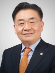 "대안 제시할 줄 아는 합리적 진보, 소통 전문가"