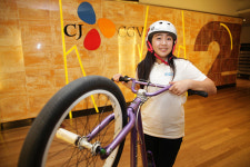 CJ CGV, ‘BMX계의 김연아’ 박민이 선수 후원