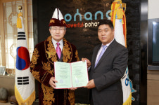 박승호 시장, 키르기스대 명예교수 됐다