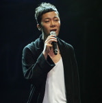 가수 정엽, 황당 루머 해명…"여자 좋아해"