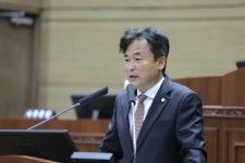천안시의회 강성기 의원 경로당 신재생에너지 활용 녹색건축물 전환 제안