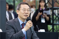 넷플릭스에 치이는 유료방송·토종OTT…정부 5000억 콘텐츠 투자지원