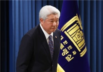 김홍일 방통위원장에 언론·시민사회 또다시