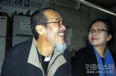 문규현 신부 "참사의 진실은 여전히 빛 속으로 나오길 거부해"