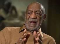 성폭행 추문, 코미디 스타 코스비 대학 이사직 자진사퇴