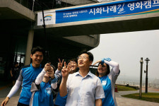 민병훈 감독, 트래킹하며 극영화 제작 시도