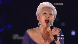 ‘가요계 여왕’ 패티 김, 54년 가수 인생 아듀!