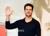 톰 크루즈, 요란다 페코라로와 결혼설