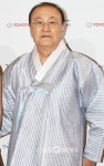 엄태웅 예비장인 윤일봉, 그는 누구인가?