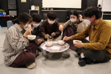 경남대 학생·교수 연출한 뮤지컬 무대에