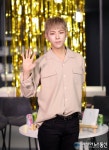 금발 미소년 헤일로 디노