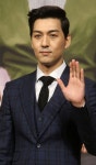 배우 이필모, "냉혈한 남편 연기 보여드릴게요"