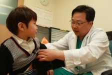 김용희 교수팀, 로봇수술로 5세 아동 종양 제거 성공