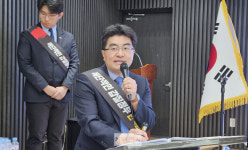 "의사 꼴 보기 싫어도…제발 목소리 들어 달라" 서울의대 교수의 외침