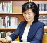 형식파괴로 전통시조 현대화 현재 한국정치·사회상 반영