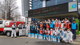 천안 직산읍, 단체회원과 전직원이 한마음으로 주말 방역