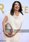포즈 취하는 아이리스 베르벤
