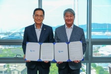 이중우 항만위원장-이수식 신임 감사, 직무청렴계약 체결