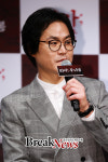 ‘퇴마: 무녀굴’ 김성균, “대학교수 겸 정신과의사 캐릭터..감독에게 감사해”