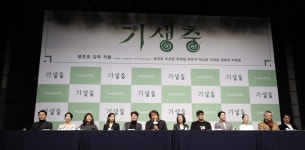 아카데미 4관왕 ‘기생충’, 봉준호 감독·배우들이 밝힌 소감은? “성원 감사해”