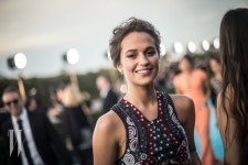 #W헐(Her) - 알리시아 비칸데르