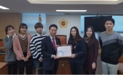 김정태 서울시의회 도시계획관리위원장, ‘청바지 의원’ 상 수상