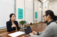 청년 정치인, 영화를 만나다 ① "금배지는 목표 아닌 도구여야" 김수민 의원