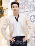 헨리, 이젠 할리우드 배우 느낌이 물씬~
