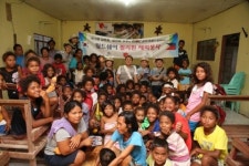 월드쉐어, 개그맨 김원효·심진화 부부, MBC 성우극회와 필리핀 해외봉사