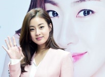 "행복한 결혼 생활·배우로서 다양한 모습 통해 보답할게요"(종합)