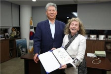 美배우 샤론 패럴, 태권도원 명예 홍보대사 위촉