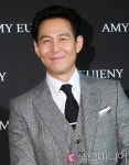 ‘오징어 게임’ 이정재, 영화배우 평판 1위…2위 ‘D.P.’ 정해인