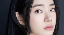 배우 신시아, 드디어 베일 벗었다…영화