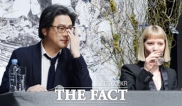 핑거스미스, 박찬욱 감독 스타일로 재탄생한다