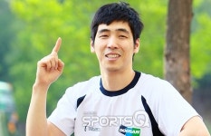 사인 요청 못받는 핸드볼 MVP 윤시열, 그를 웃프게 하는 것은?