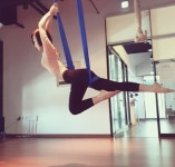 신주리, 실물 이정도야? 모델 뺨치는 개미허리까지..