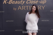 가수 겸 배우 설리, 숨진 채 발견