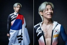 앞 선수 스케이트 날에 찍혀난 상처인데도