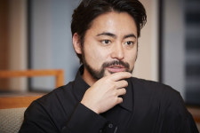 "서른 중반이나 돼서 멜로 연기로 팬 만든다"...한국 남자 배우들 비웃은 일본 배우의 망언
