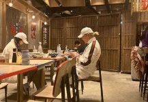 SM 연습생 출신 가수와