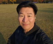 "왜 태어났냐" 폭언 반복하다 세상 떠난 아버지... 개그맨이 된 아들의 작별 인사