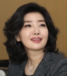 의사 겸 방송인 여에스더, 식품표시광고법 위반 혐의 고발 당해