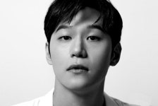 다른 삶을 마주하며 - 이학주