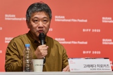 고레에다 히로카즈 감독 "어른들은 무엇을 할 수 있고 무엇을 생각해야 할 것인가"