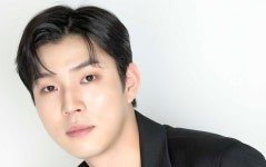 배우 유인수, 신곡