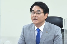 민형배, 민주당 복당 거론 불편한 이유