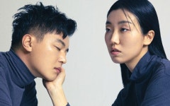 영화 <아무도 없는 곳> 배우와 감독이 함께 화보를?