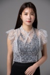 모델 겸 배우 한시연, 화이트 시스루 의상…청초한 매력 발산