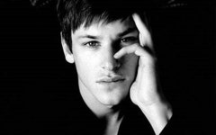 프랑스 배우 가스파르 울리엘, 스키 사고로 사망